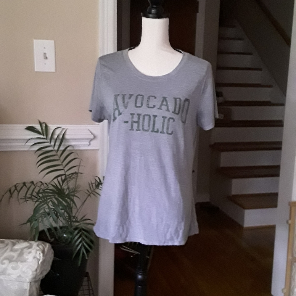 Tee shirt